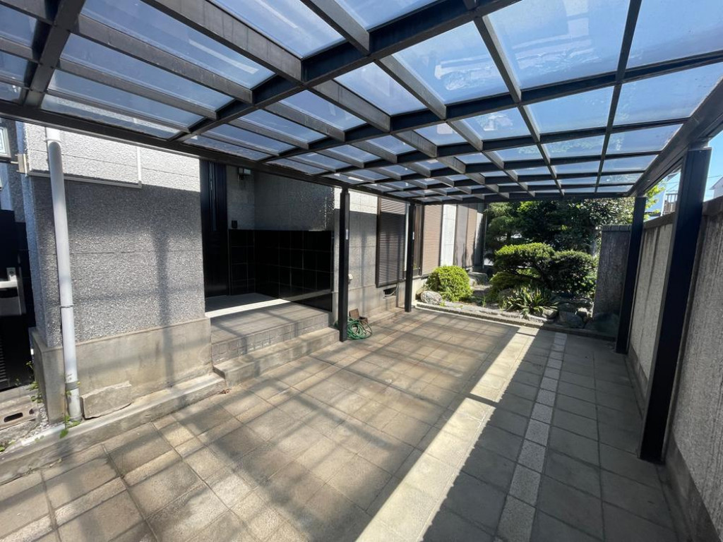 三丁目不動産☆籠原駅徒歩3分☆鉄筋コンクリート造2階建☆リフォームプランご提案☆