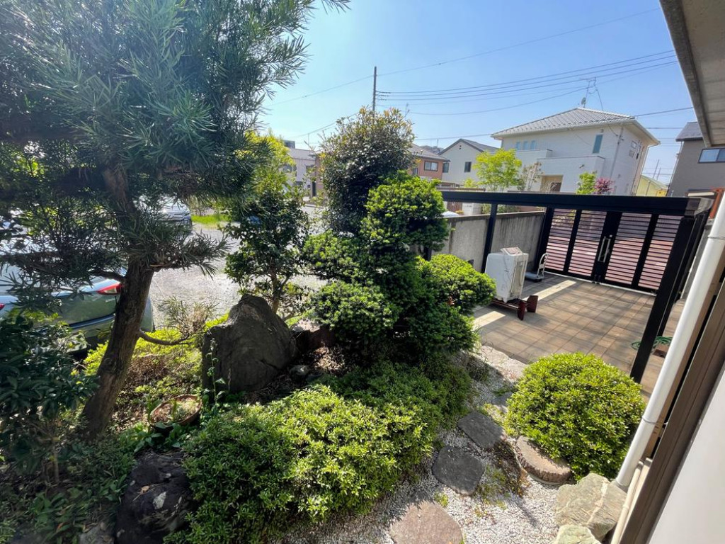 三丁目不動産☆籠原駅徒歩3分☆鉄筋コンクリート造2階建☆リフォームプランご提案☆